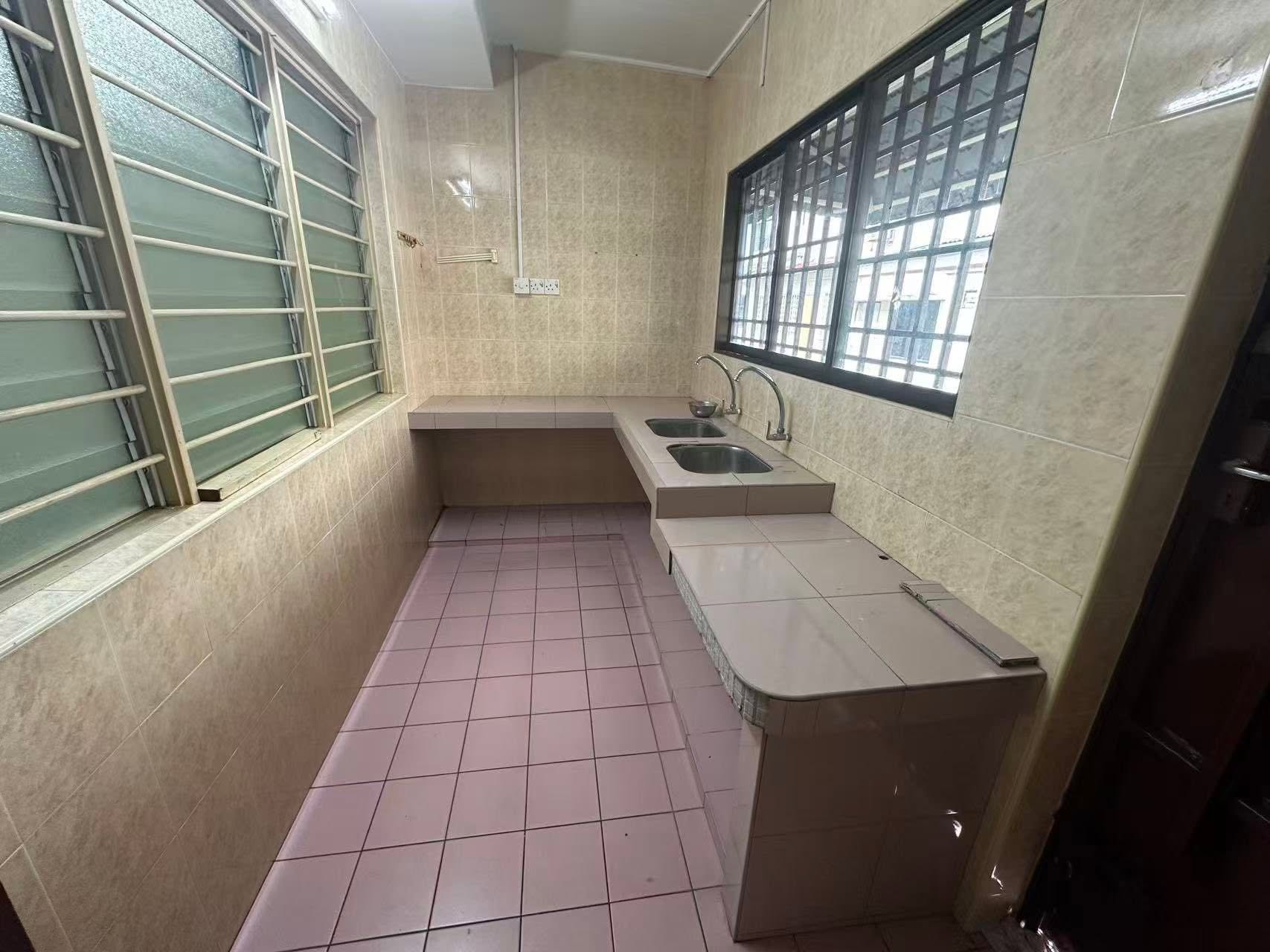 Pasir Puteh Taman Shatin Good Condition Single Storey Houae for Sale Ipoh - Image 12