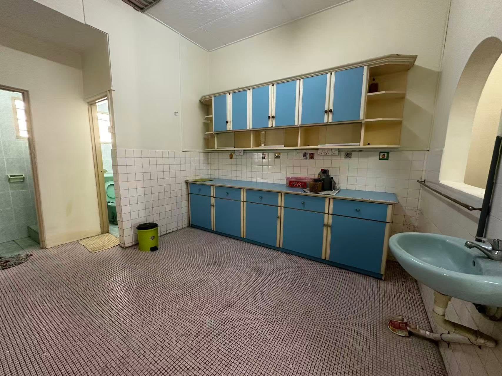 Pasir Puteh Taman Shatin Good Condition Single Storey Houae for Sale Ipoh - Image 11