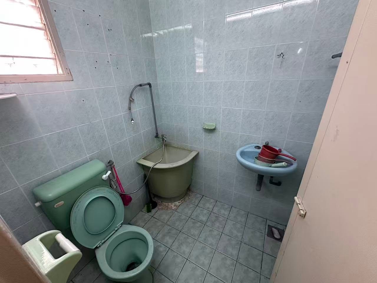 Pasir Puteh Taman Shatin Good Condition Single Storey Houae for Sale Ipoh - Image 9