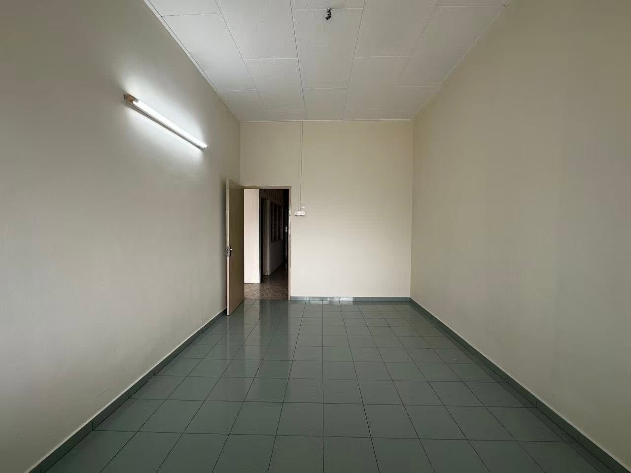 Pasir Puteh Taman Shatin Good Condition Single Storey Houae for Sale Ipoh - Image 4