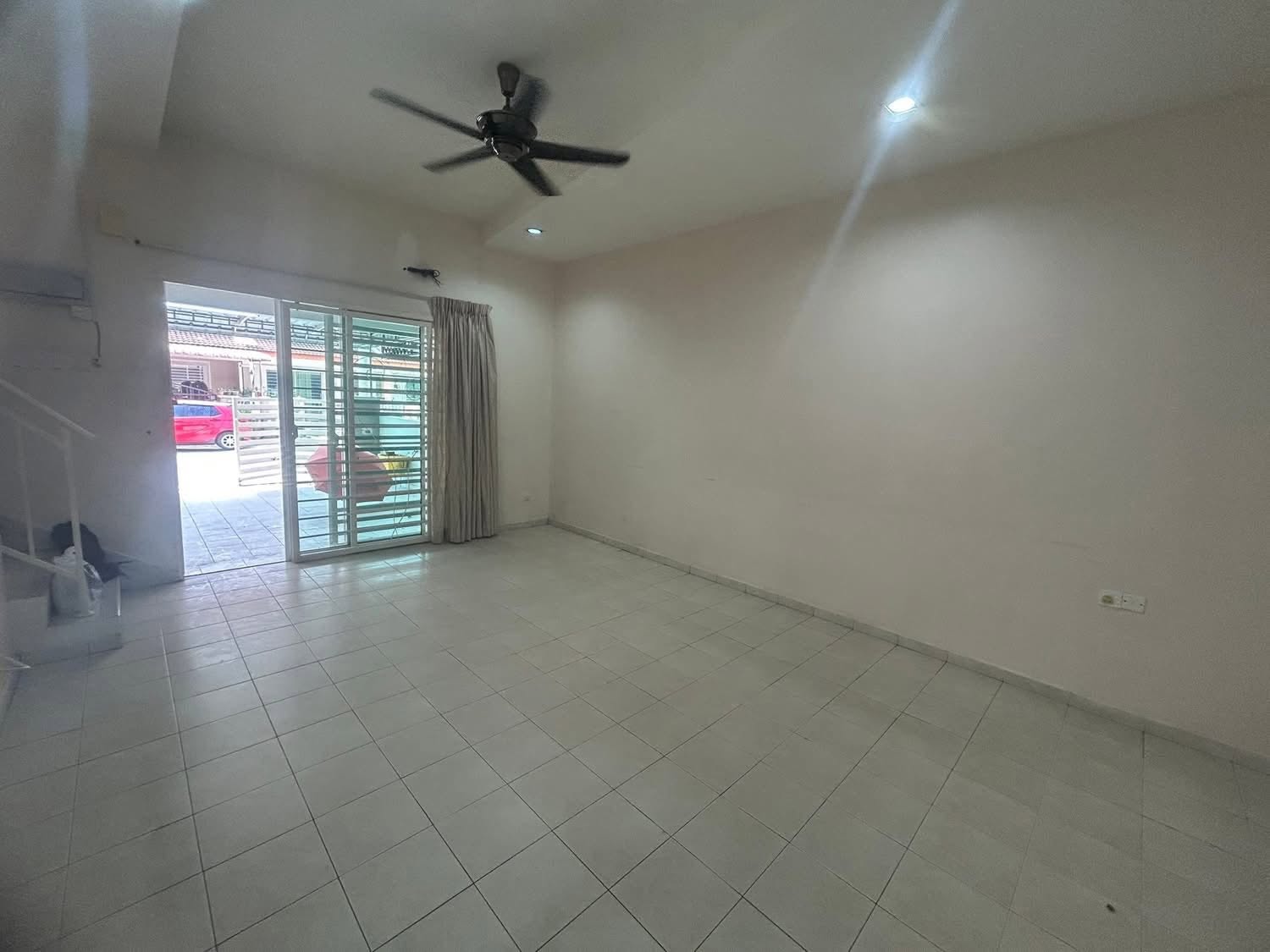 BELOW MARKET VALUE Botani Seri Margosa Double Storey House For Sale - Image 3