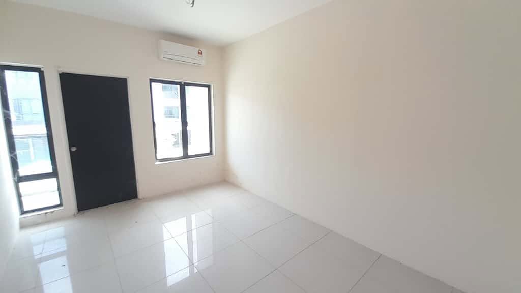 Near Botani The Gulf 2 Storey Semi-Detached End lot House For Sale  - Image 10