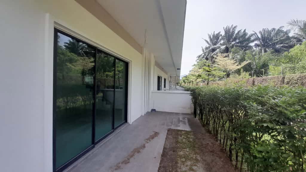 Near Botani The Gulf 2 Storey Semi-Detached End lot House For Sale  - Image 4