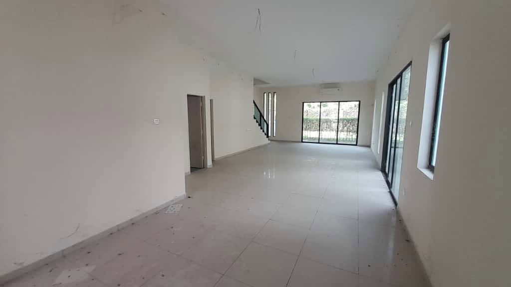 Near Botani The Gulf 2 Storey Semi-Detached End lot House For Sale  - Image 7