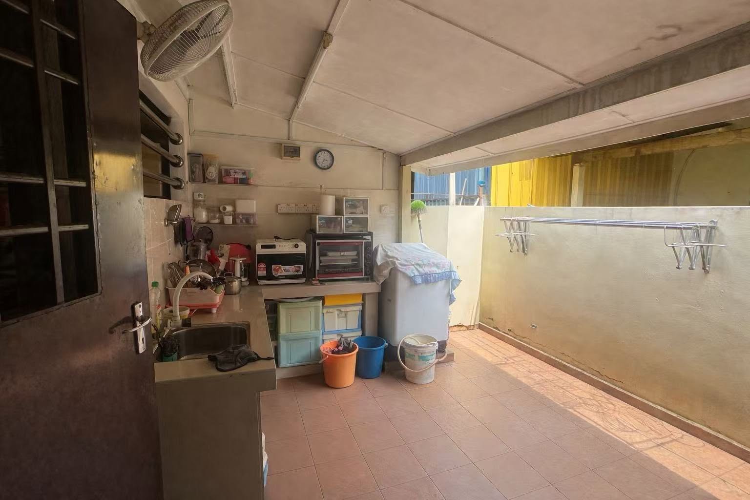 FULL LOAN Menglembu Taman Arkid Renovated Double Storey House For Sale - Image 14