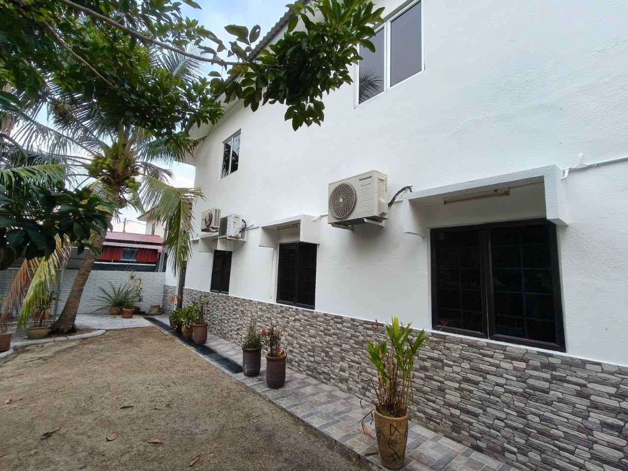 Pengkalan Taman Rasa Sayang Corner Double Storey House For Sale Ipoh  - Image 4