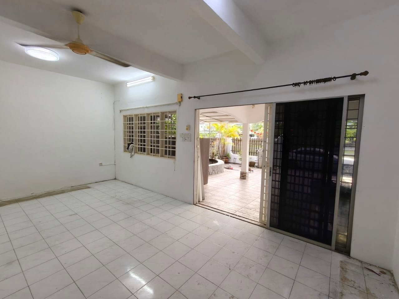 Pengkalan Taman Rasa Sayang Corner Double Storey House For Sale Ipoh  - Image 6