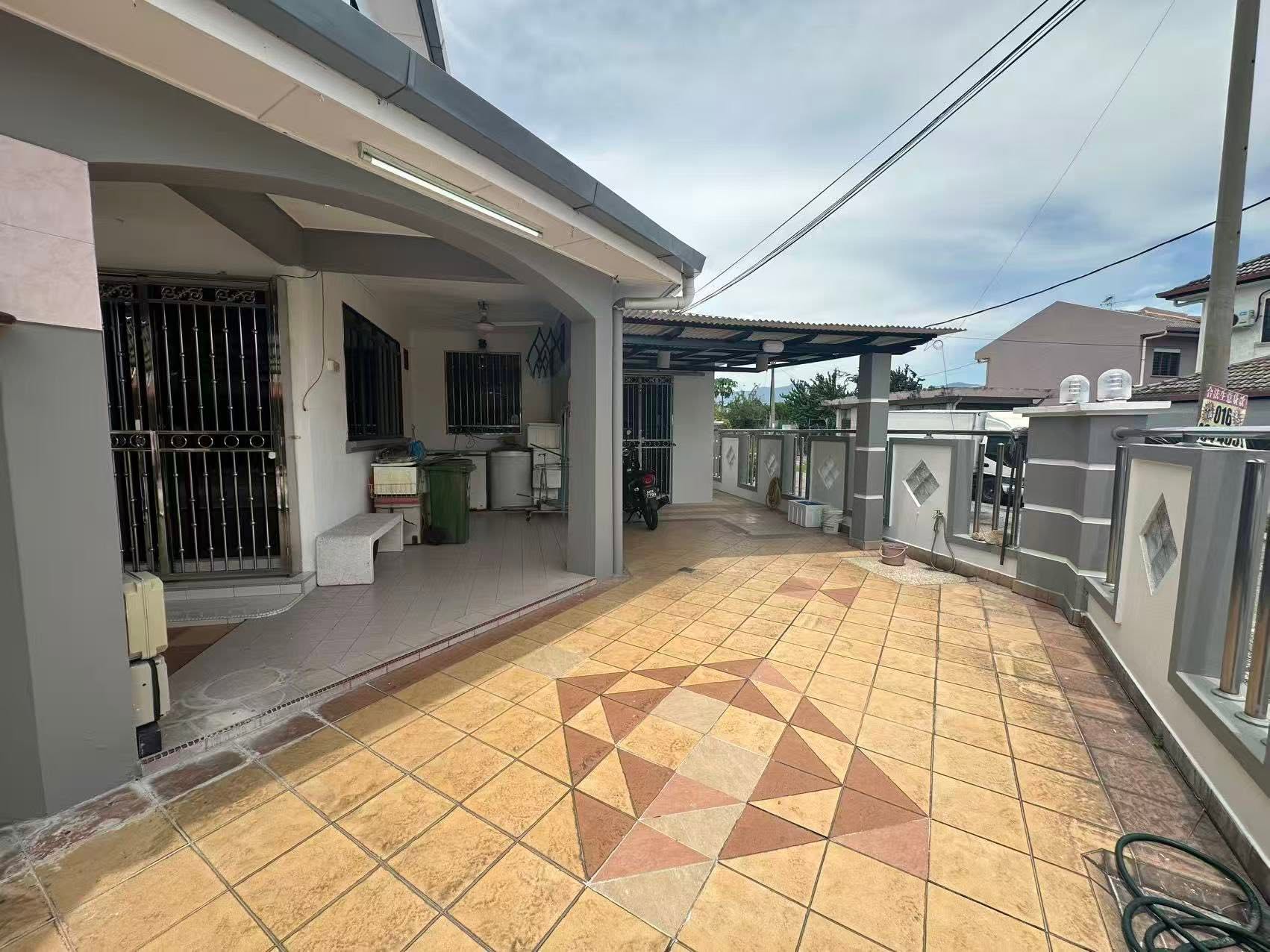 Anjung Bercham Utara 2 Storey Terrace Corner House For Sale - Image 3
