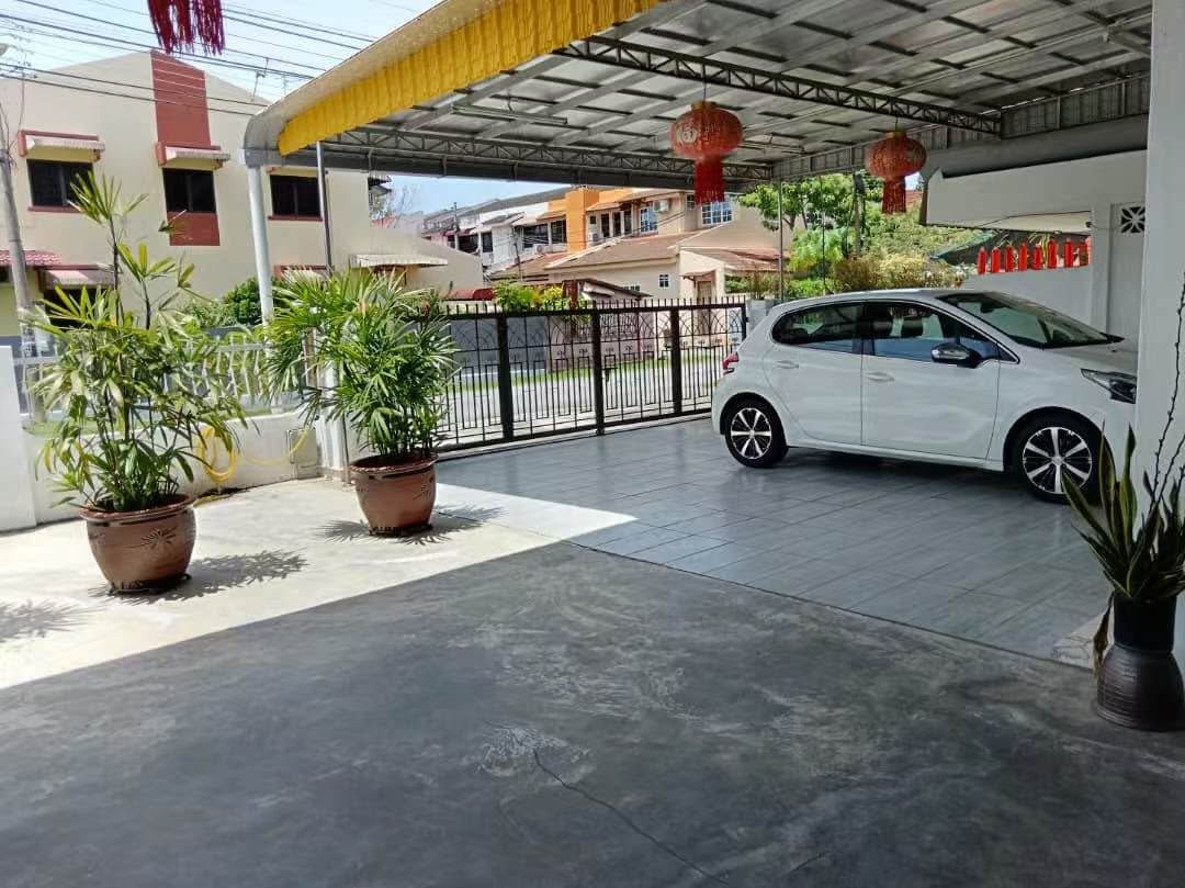 Simee Taman Wah Keong Corner Double Storey House For Sale - Image 2