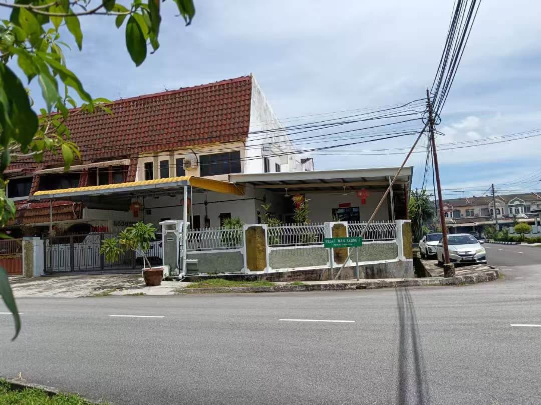 Simee Taman Wah Keong Corner Double Storey House For Sale