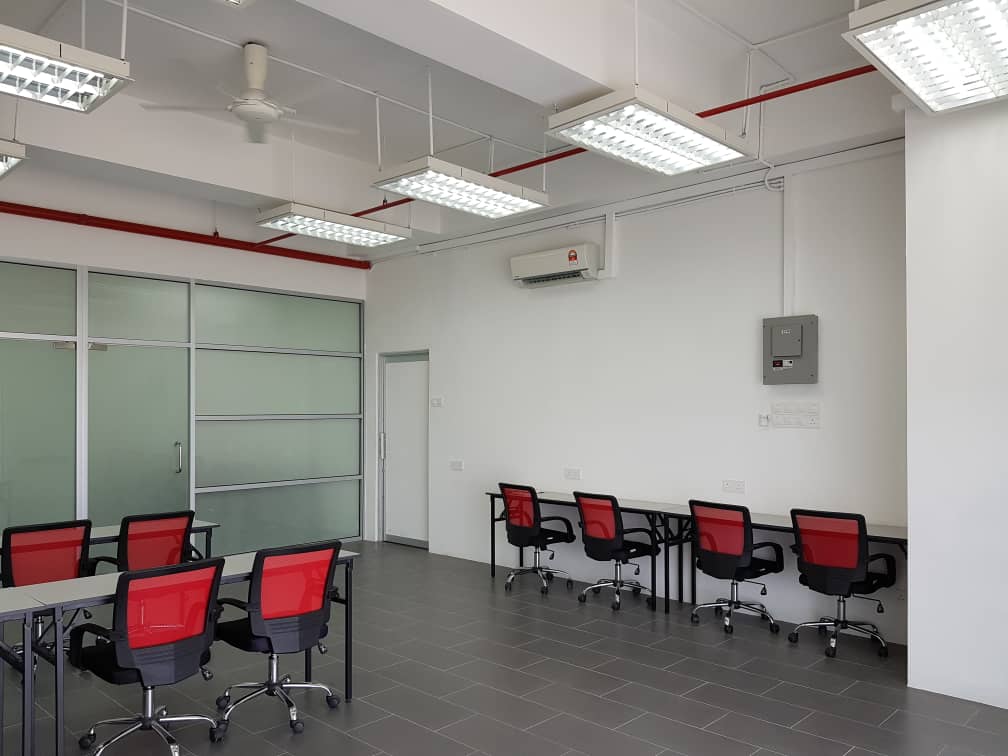 Level 3 Shop-Office For Sale At Elit Avenue, Bayan City WITH MSC STATUS  - Image 3
