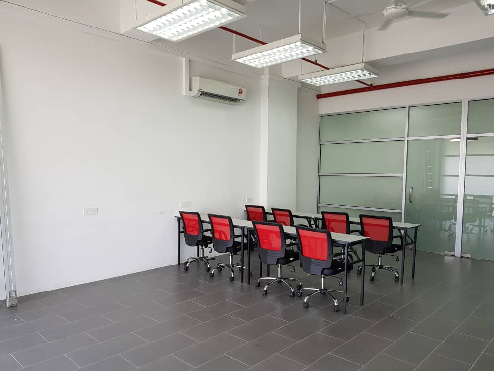 Level 3 Shop-Office For Sale At Elit Avenue, Bayan City WITH MSC STATUS  - Image 2