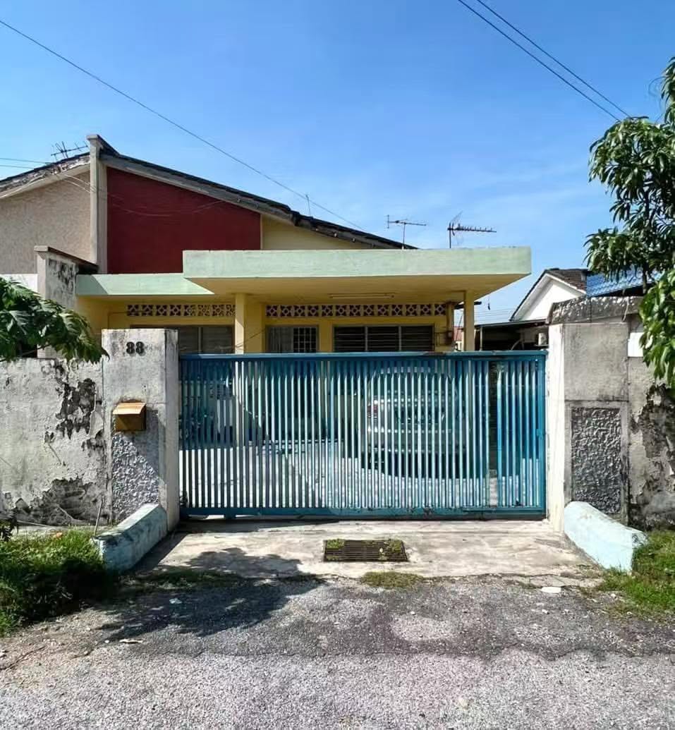 Ipoh Simee Taman Wah Keong Single Storey Semi Detached House for SALE