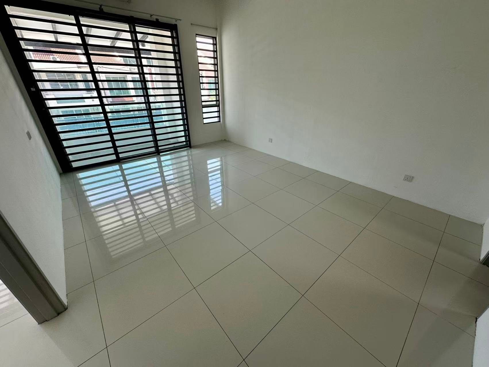 BELOW MARKET VALUE SPPK Taman Casa Lapangan Double Storey Terrace House For Sale Ipoh  - Image 5