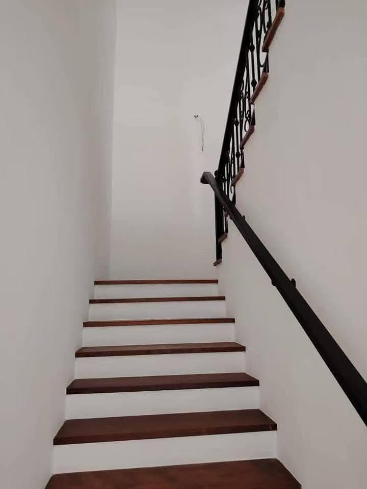 Below Market Price High End Semi D The Grand Thompson Residence  - Image 7