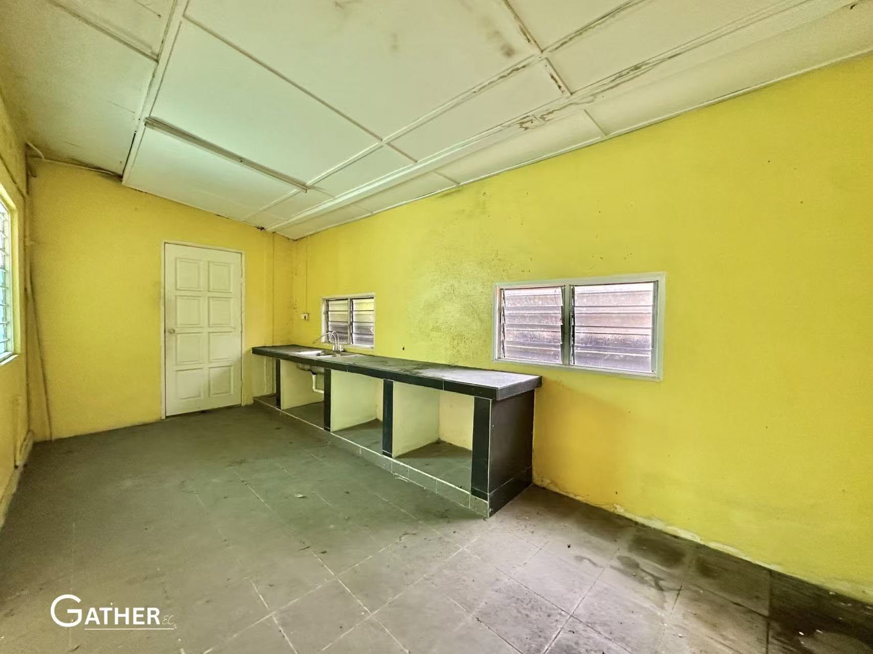Lahat Single Storey Bungalow House For Sale Ipoh - Image 8