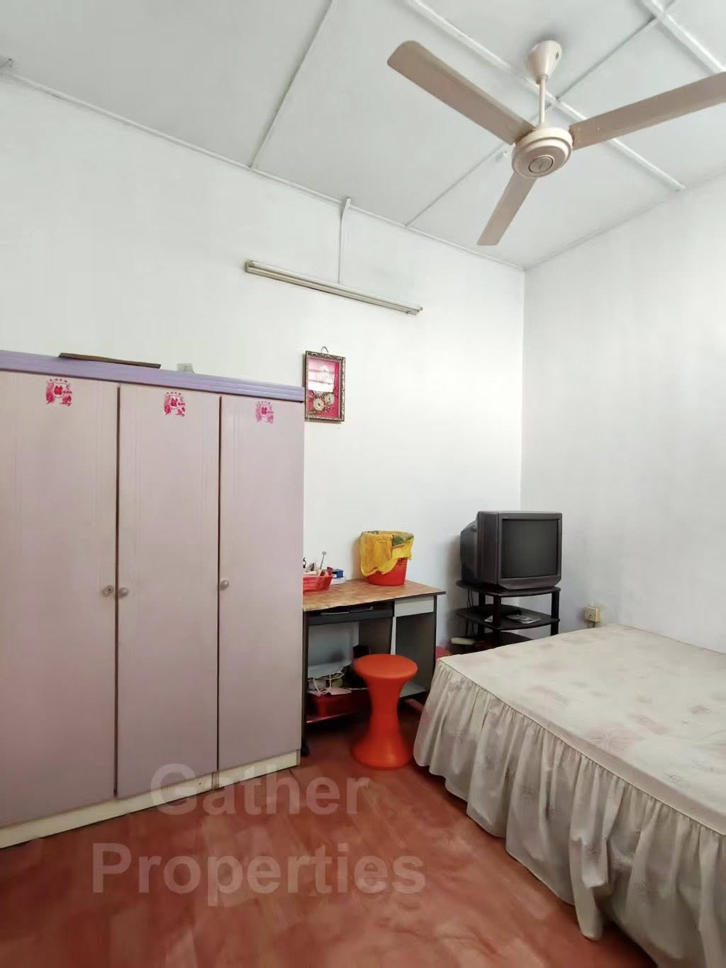 MENGLEMBU TAMAN KLEDANG SENTOSA  Single Storey Terrace House for Sale - Image 5