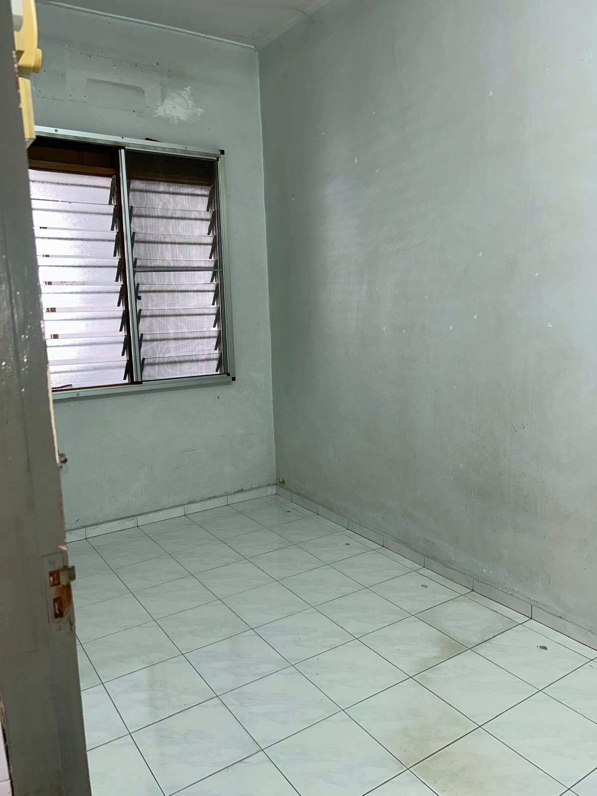 Neque porro molestia - Image 2