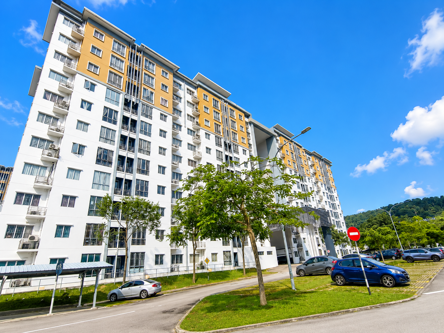 Freehold 3-Bed Condo for Sale in Seri Baiduri, Setia Alam - 920 sqft - Image 5