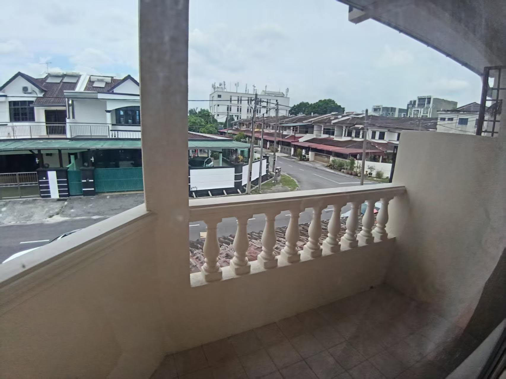 PENGKALAN Taman Pengkalan Gerbang Mutiara 2 Storey Terrace House For Sale  - Image 12
