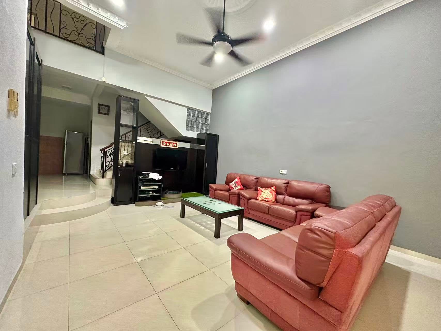 Taman Song Choon RENOVATED and FURNISHED 2.5 Storey Semi D For Sale - Image 4