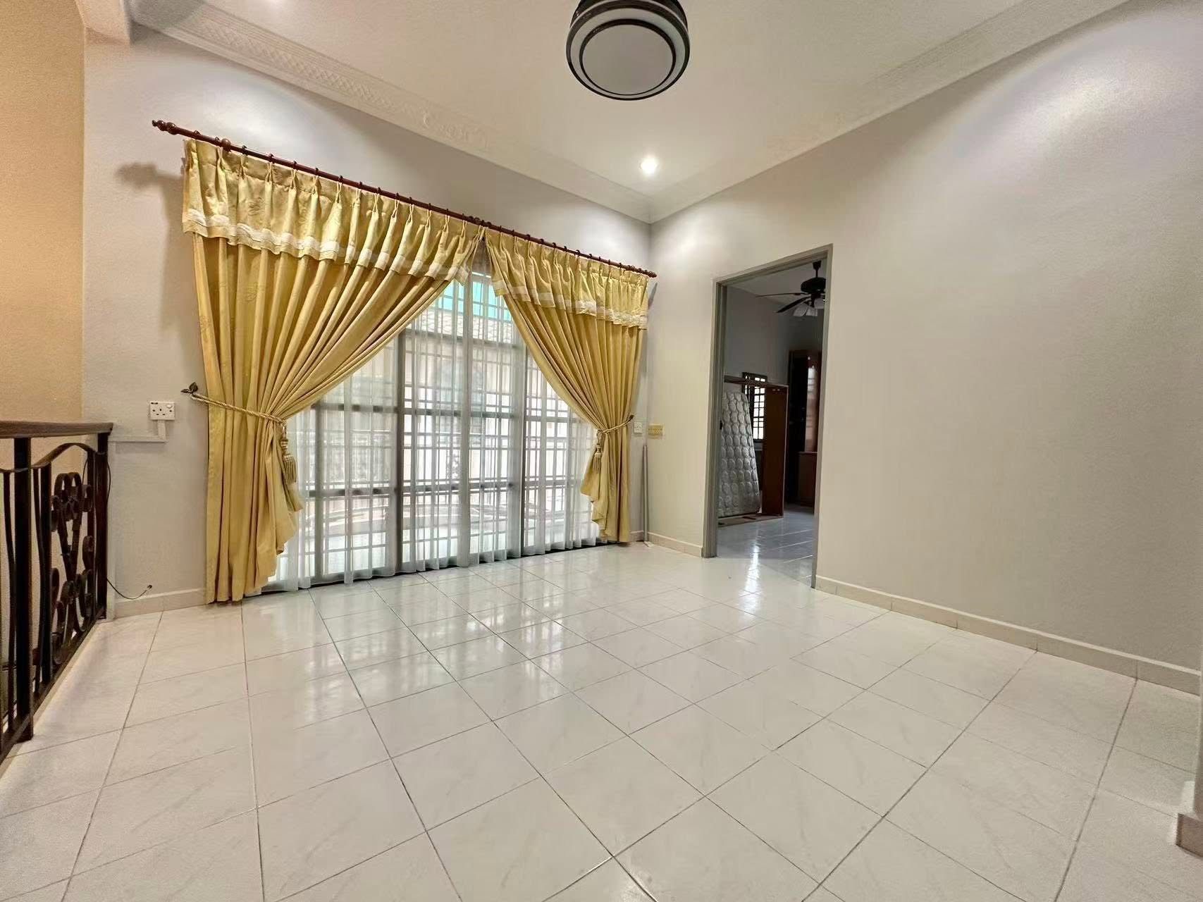 Taman Song Choon RENOVATED and FURNISHED 2.5 Storey Semi D For Sale - Image 7