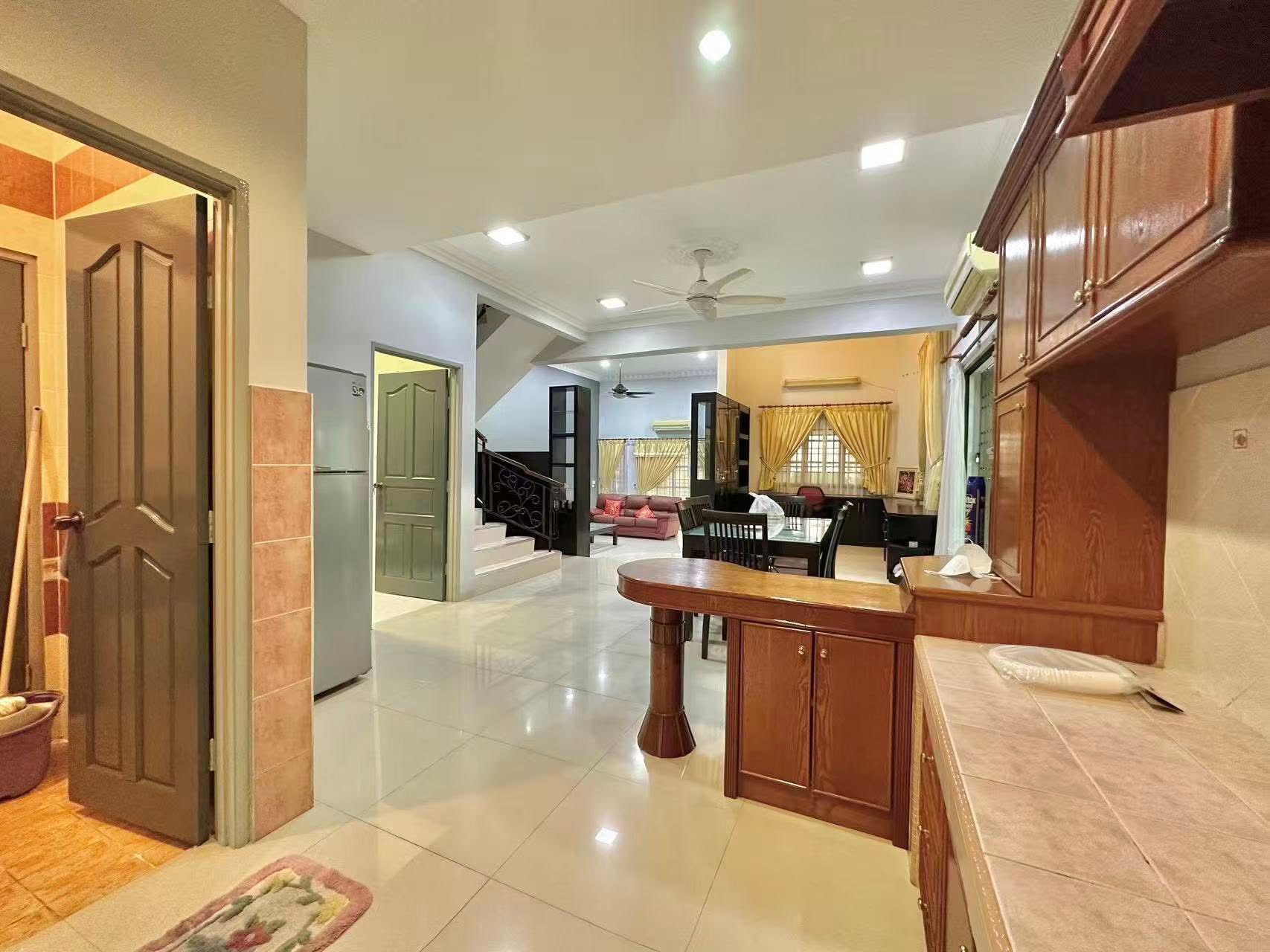 Taman Song Choon RENOVATED and FURNISHED 2.5 Storey Semi D For Sale - Image 8