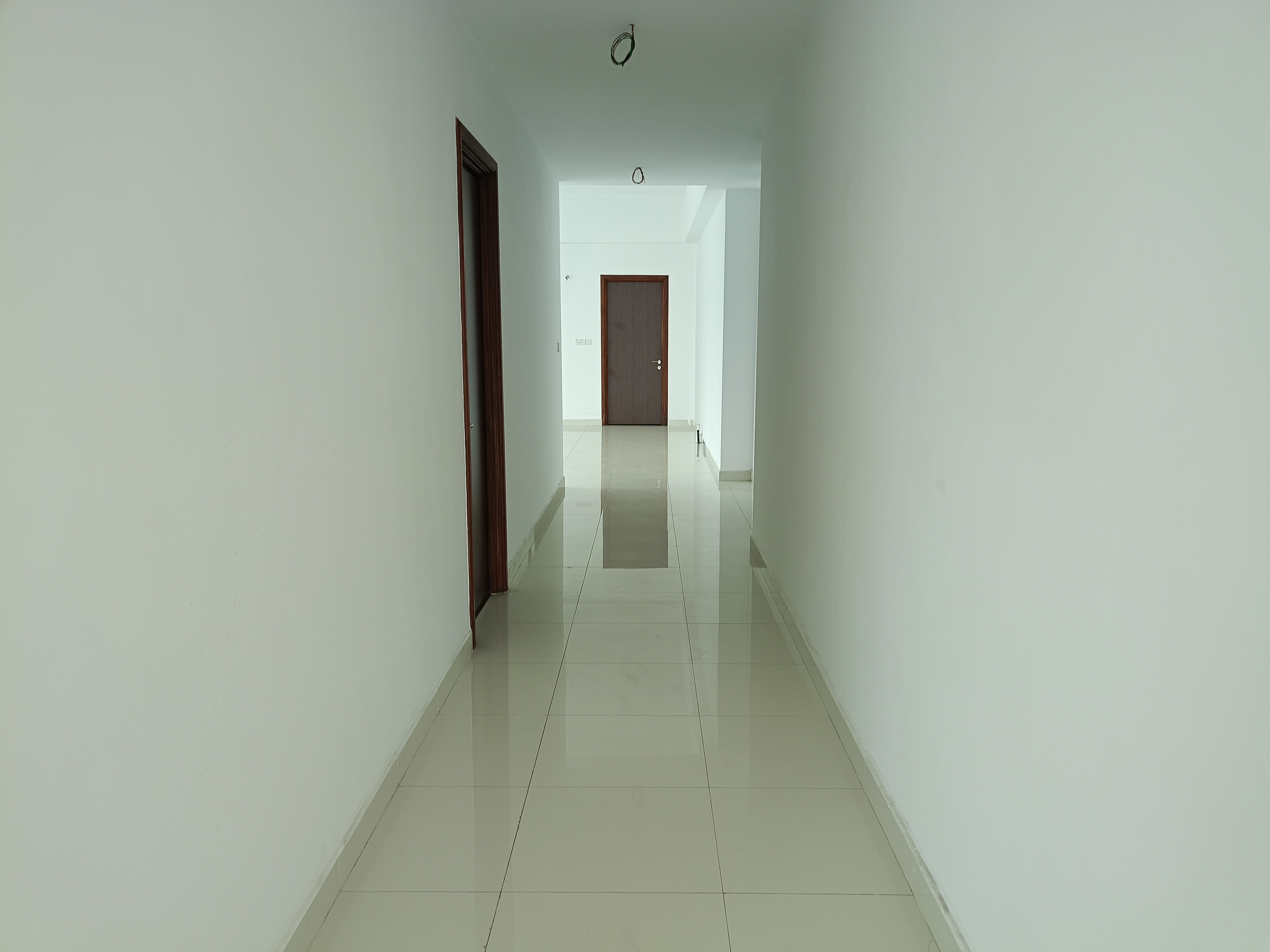 H Residence Luxury Condo with 2 carparks 5000sf morning sun balcony - Image 4