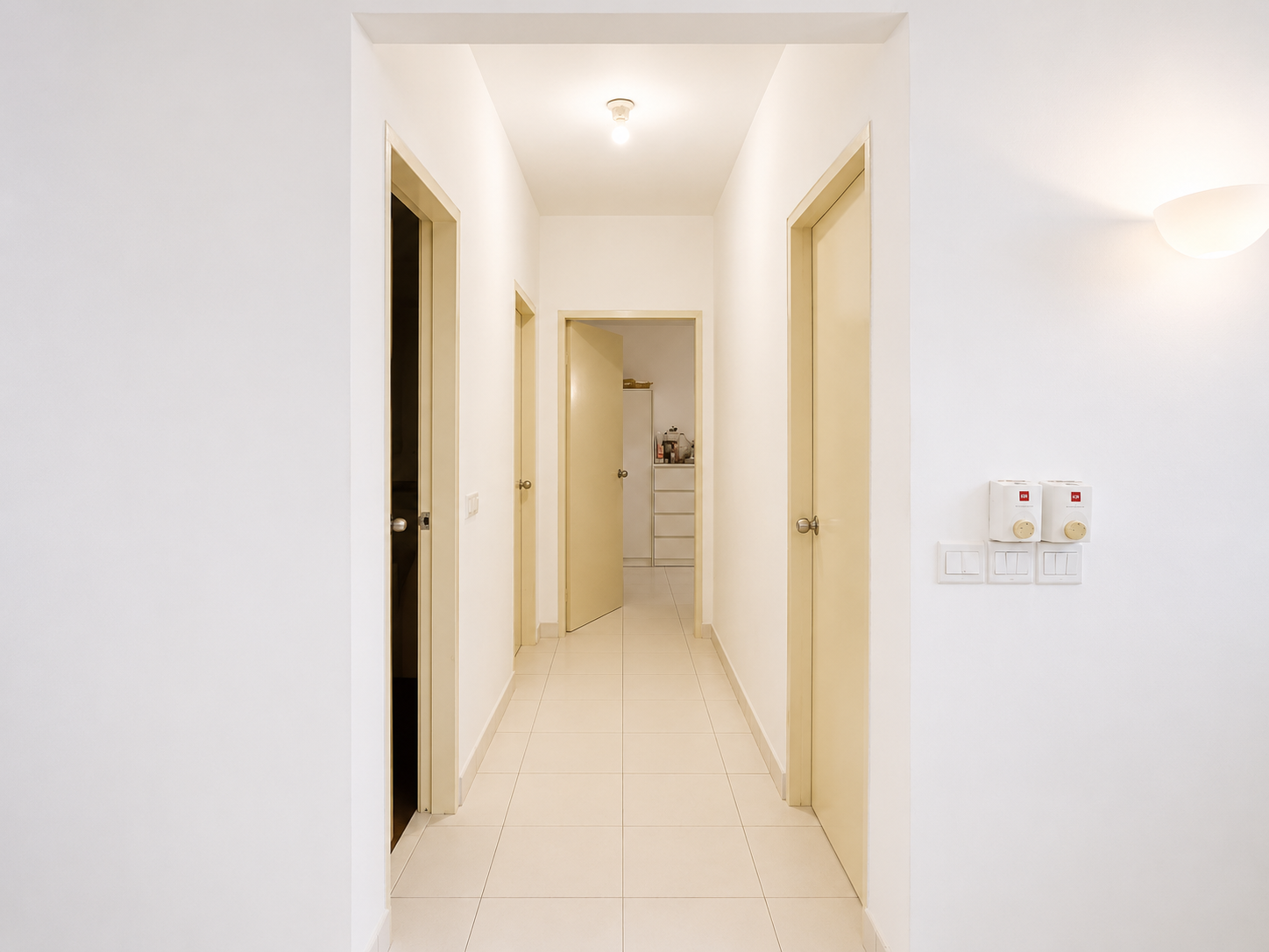 Freehold Seri Mutiara in Setia Alam, 939sqft with 2 Car Parks - Image 5