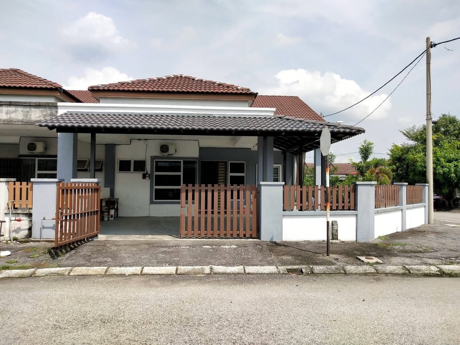 KAMPAR PUTRA Corner Single Storey Terrace House for SALE - Image 2