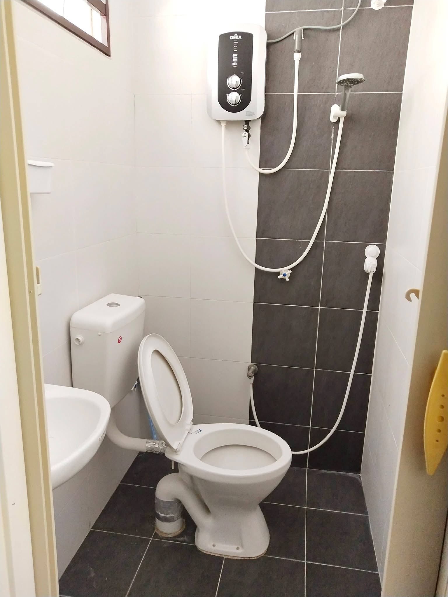 KAMPAR PUTRA Corner Single Storey Terrace House for SALE - Image 12